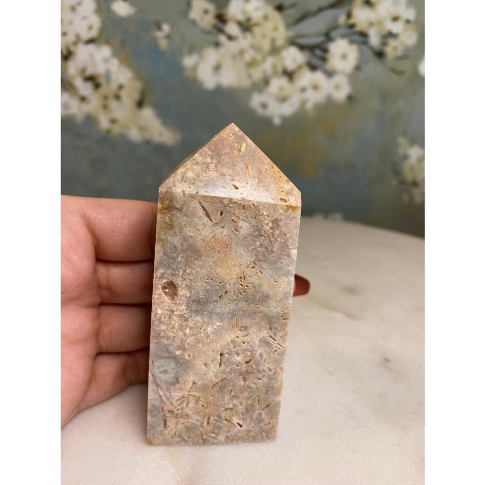 Pink amethyst tower point - Picture 4 of 10